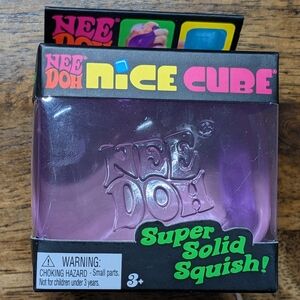 NeeDoh Nice Cube Viral Sensory Fidget Toy Stress Relief Squishy Anxiety Cube